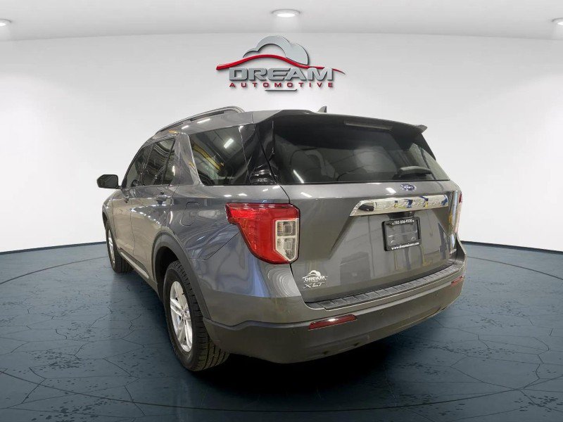 Used 2022 Ford Explorer XLT AWD/4WD image 6