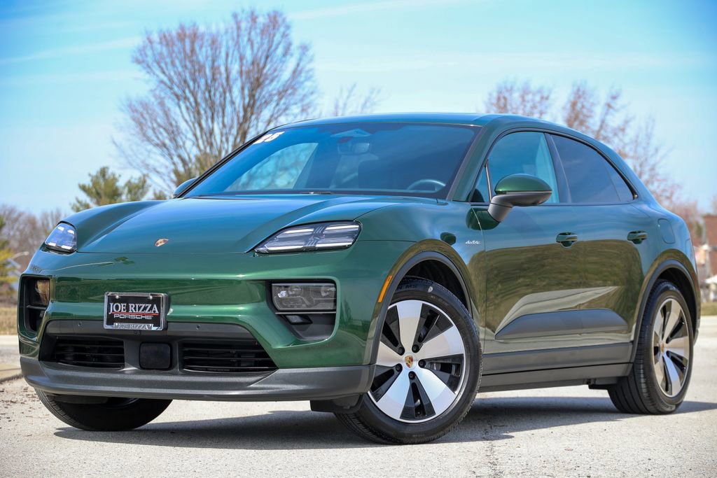 Certified 2025 Porsche Macan 4 Electric image 7