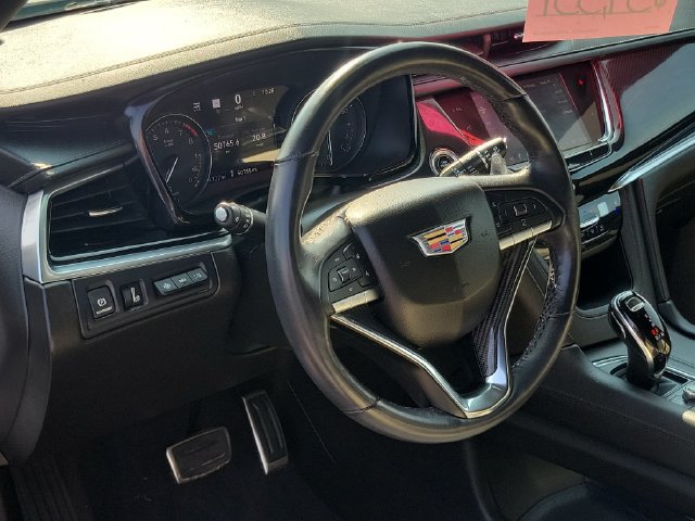 Certified 2024 Cadillac XT6 Sport w/ Technology Package AWD/4WD image 13