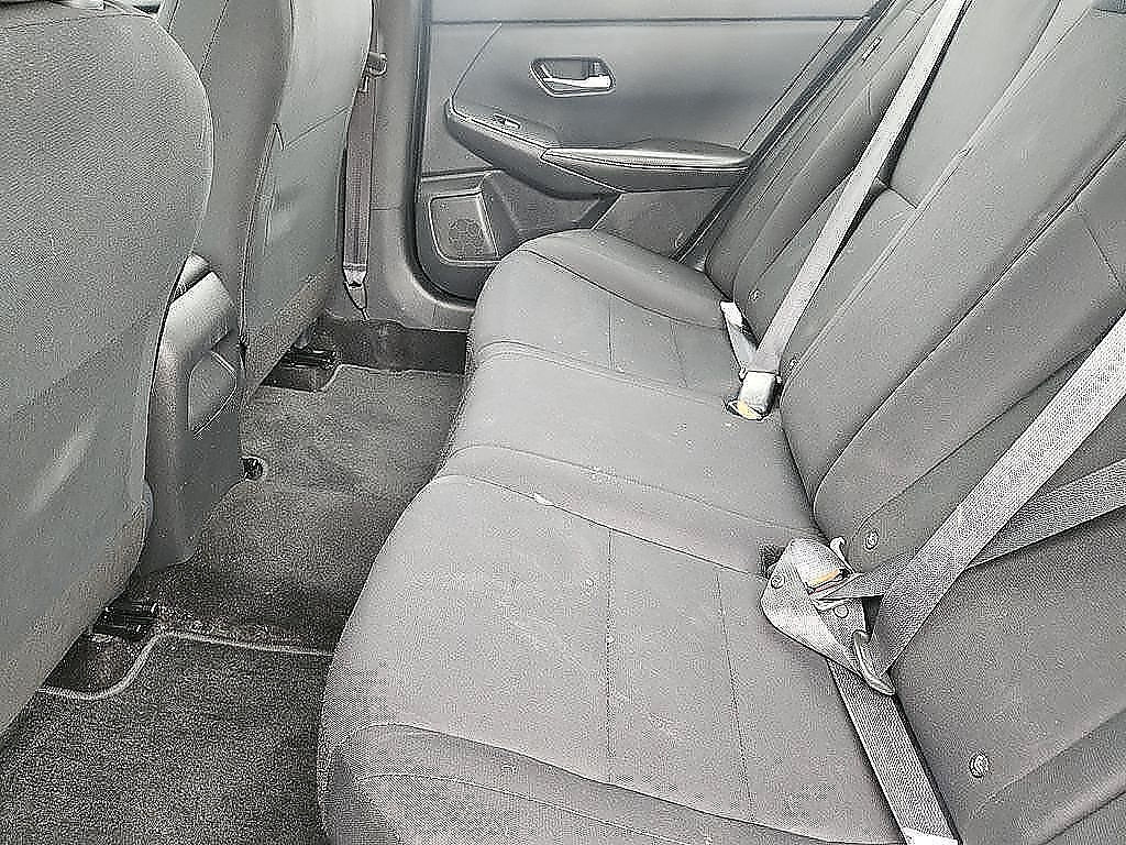 Used 2024 Nissan Sentra S FWD image 21