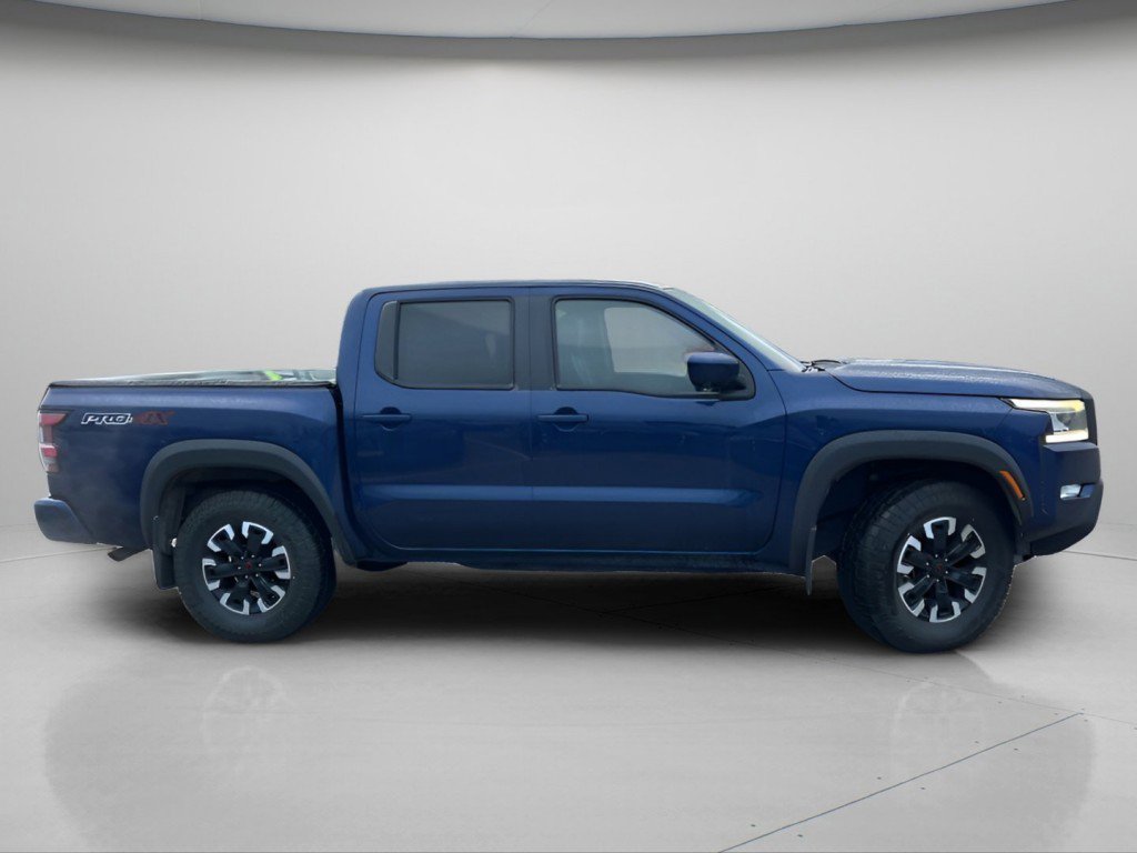 Used 2022 Nissan Frontier PRO-4X image 3