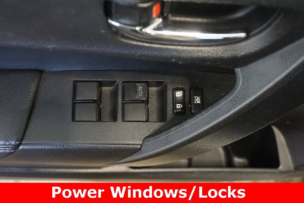 Used 2017 Toyota Corolla SE image 5