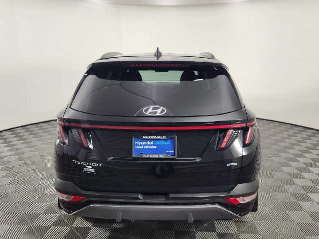Certified 2022 Hyundai Tucson Limited w/ Cargo Package AWD/4WD image 4