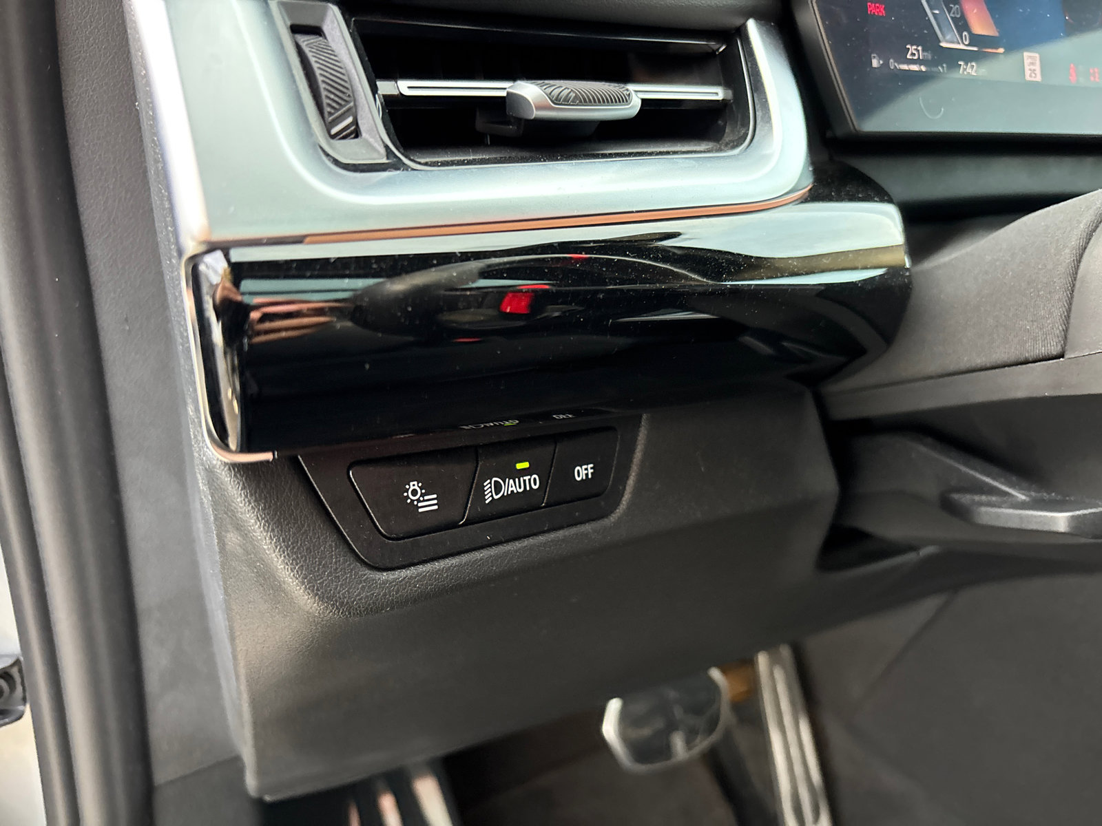 Used 2024 BMW X1 M35i w/ Premium Package AWD/4WD image 14