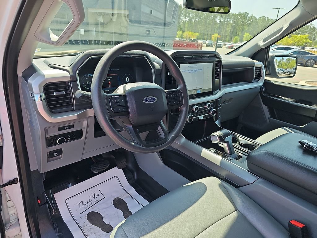 Used 2023 Ford F150 Lightning Pro image 20