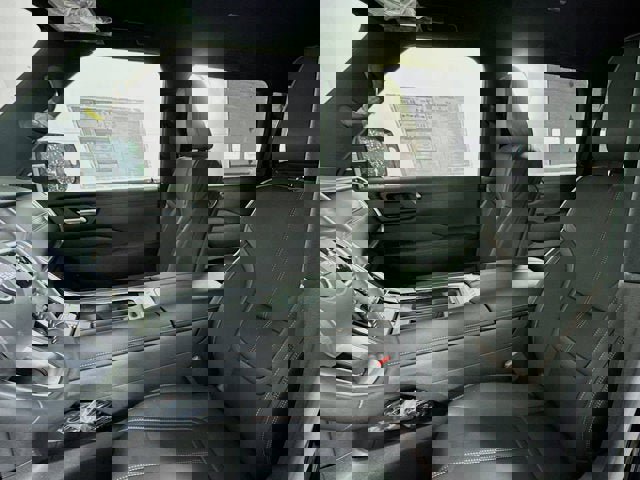 New 2025 Nissan Armada SL w/ Captain's Chari Seat Package image 25