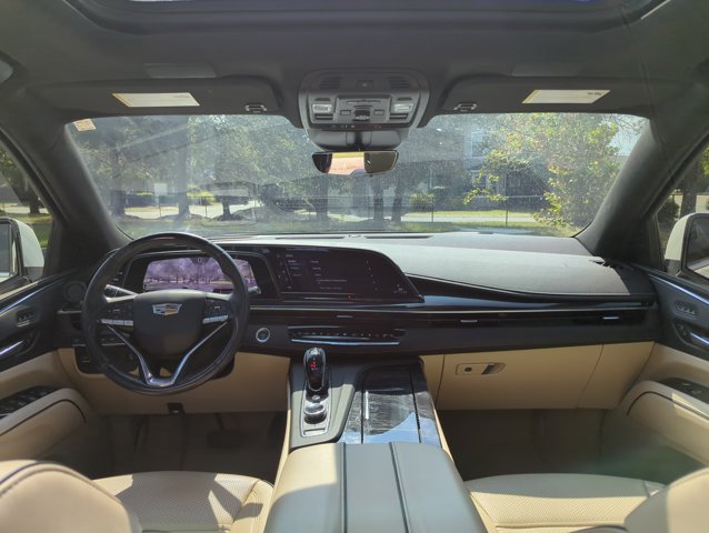 Used 2023 Cadillac Escalade Premium Luxury AWD/4WD image 20