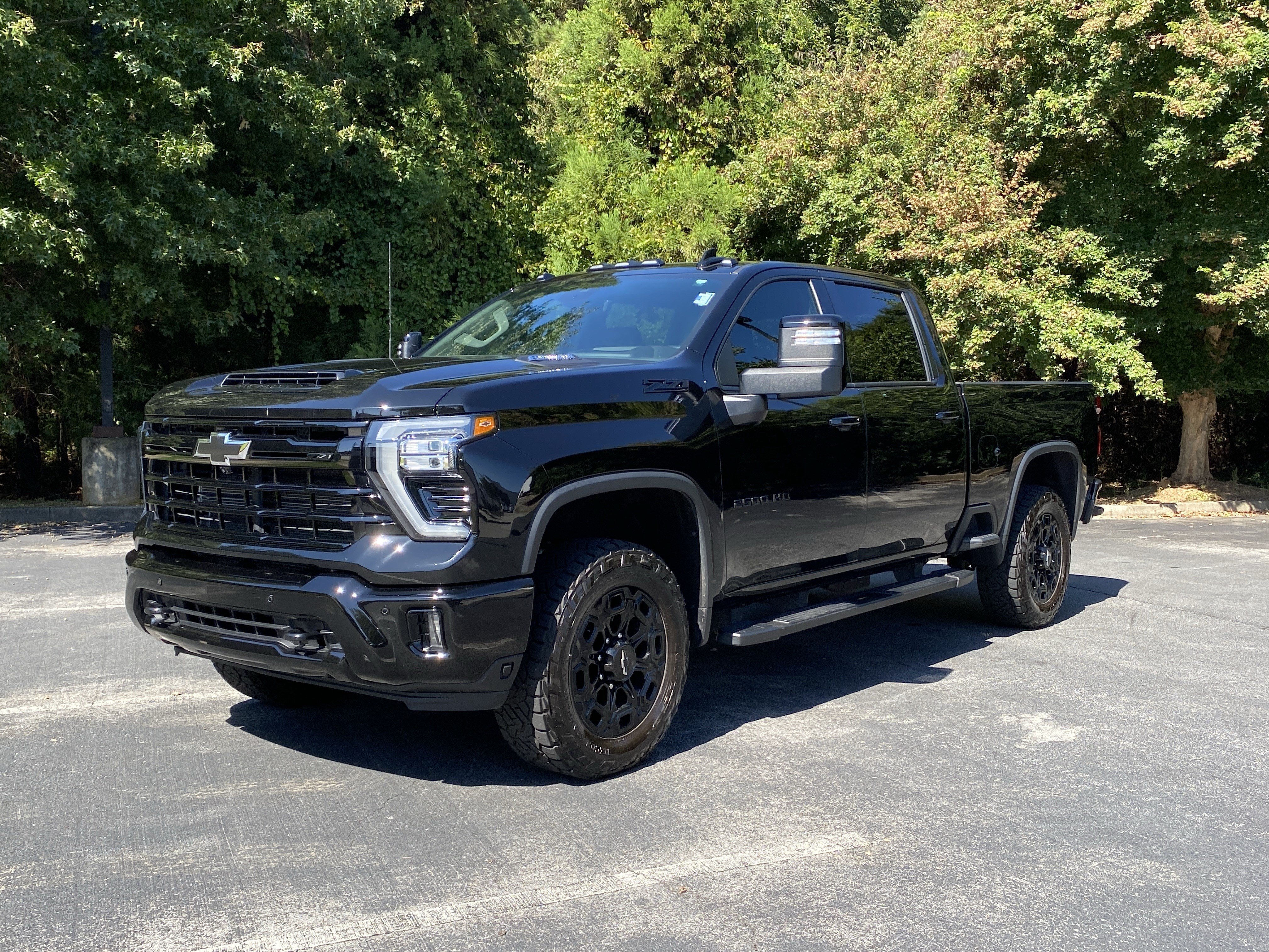 Used 2024 Chevrolet Silverado 2500 LTZ w/ LTZ Plus Package AWD/4WD image 5