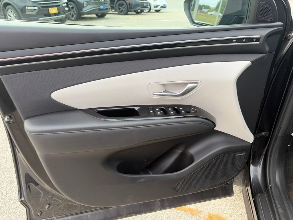 Certified 2024 Hyundai Tucson Limited AWD/4WD image 12