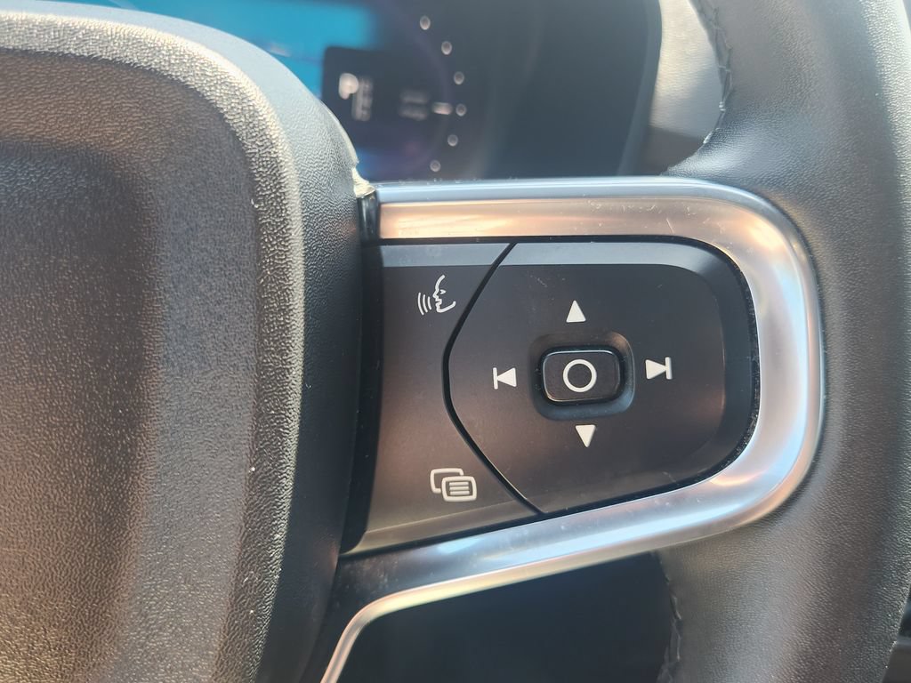 Certified 2023 Volvo C40 P8 Recharge Ultimate AWD/4WD image 32