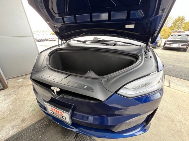 Used 2025 Tesla Model X image 34