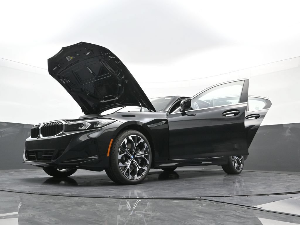 New 2026 BMW 330i xDrive Sedan w/ Premium Package AWD/4WD image 40