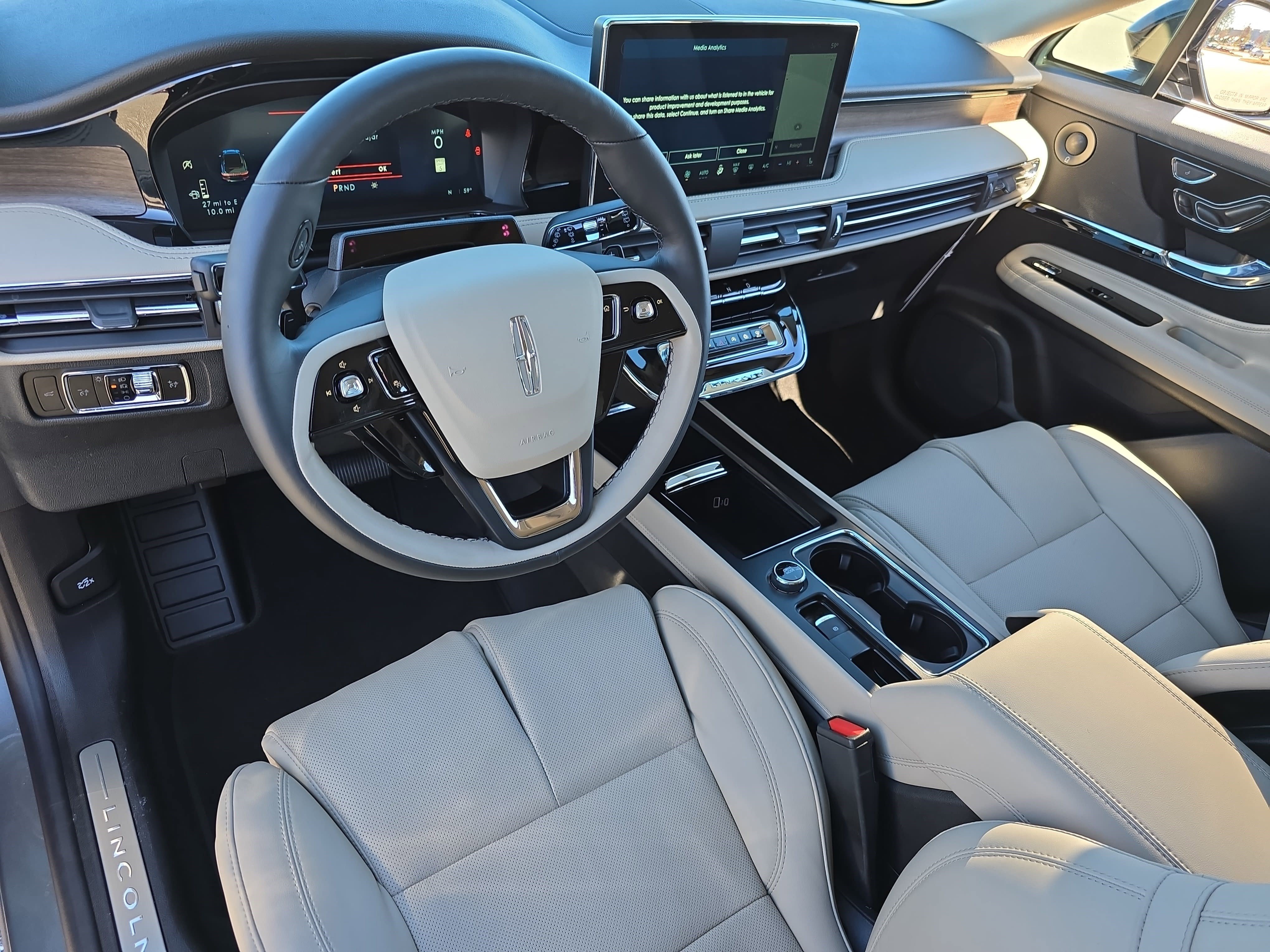 New 2026 Lincoln Corsair Reserve AWD/4WD image 17