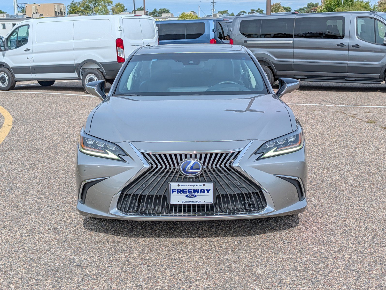 Used 2020 Lexus ES 300h FWD image 8