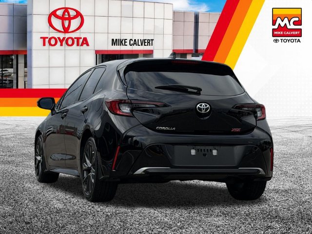 Used 2024 Toyota Corolla XSE FWD image 4