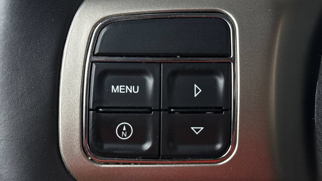 Used 2015 Jeep Patriot Latitude AWD/4WD image 27