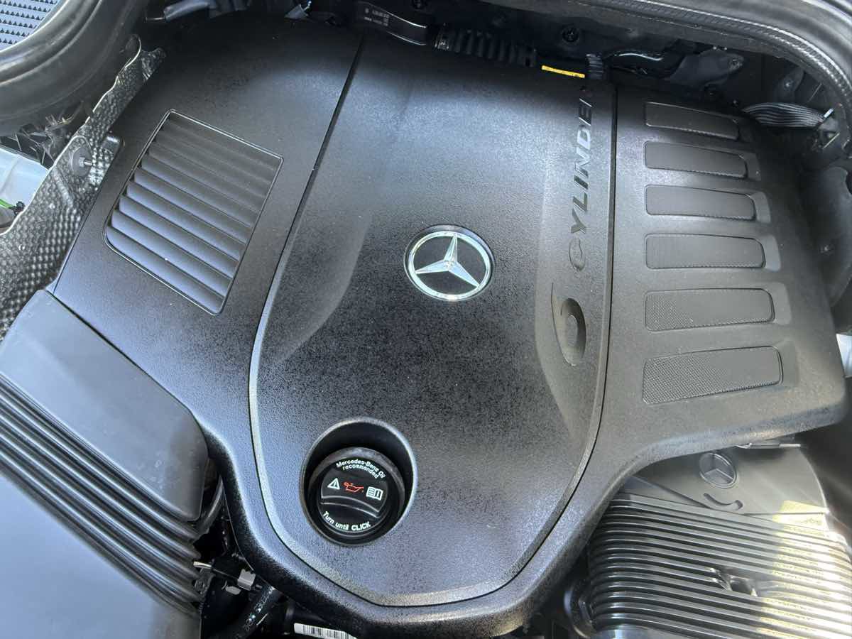 Used 2022 Mercedes-Benz GLS 450 4MATIC image 38