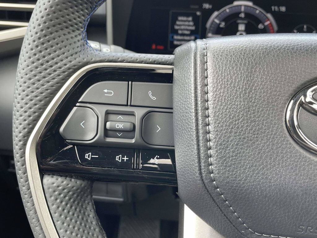 New 2026 Toyota Tundra Platinum AWD/4WD image 32
