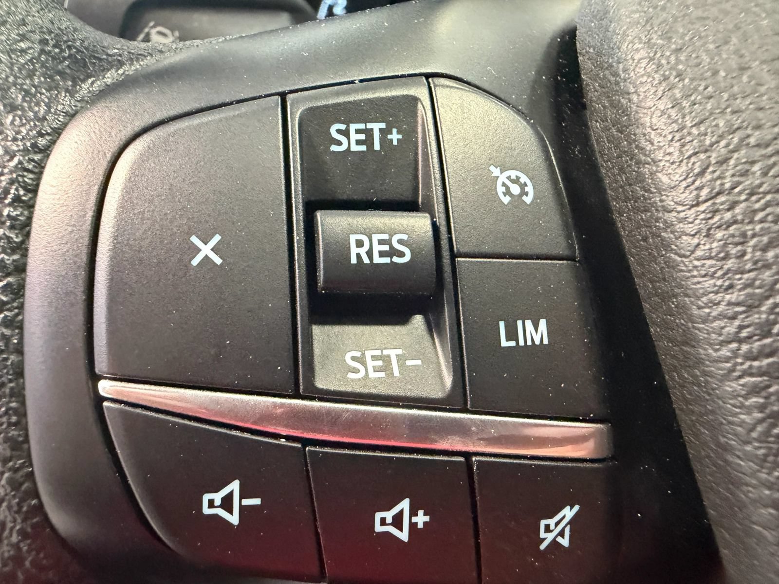 Used 2024 Ford Transit 250 Low Roof w/ Fleet Fuel Economy Package RWD image 46