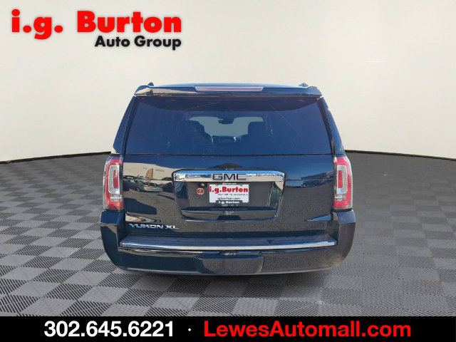 Used 2016 GMC Yukon XL Denali w/ Open Road Package AWD/4WD image 5