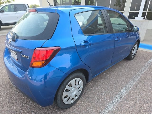 Used 2015 Toyota Yaris L FWD image 3