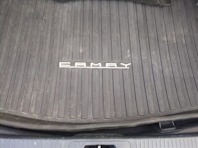 Used 2022 Toyota Camry XLE image 6