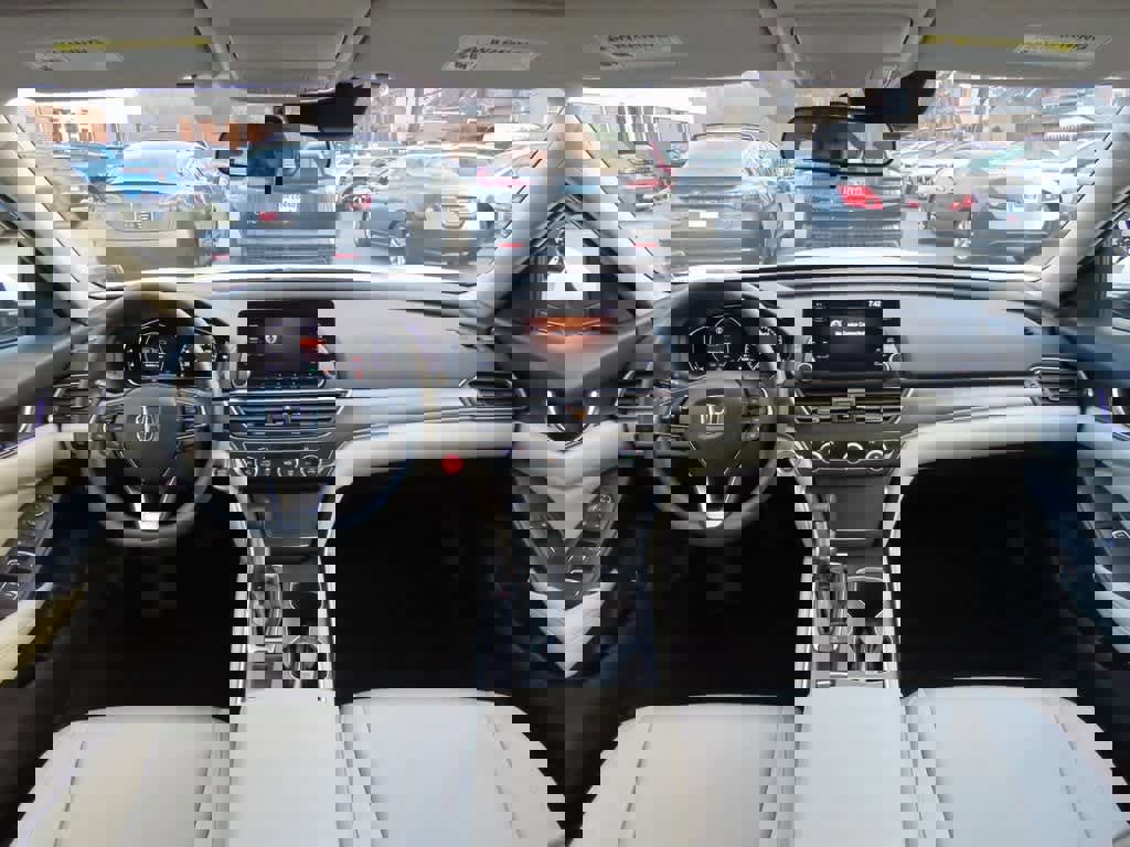 Certified 2020 Honda Accord LX image 17