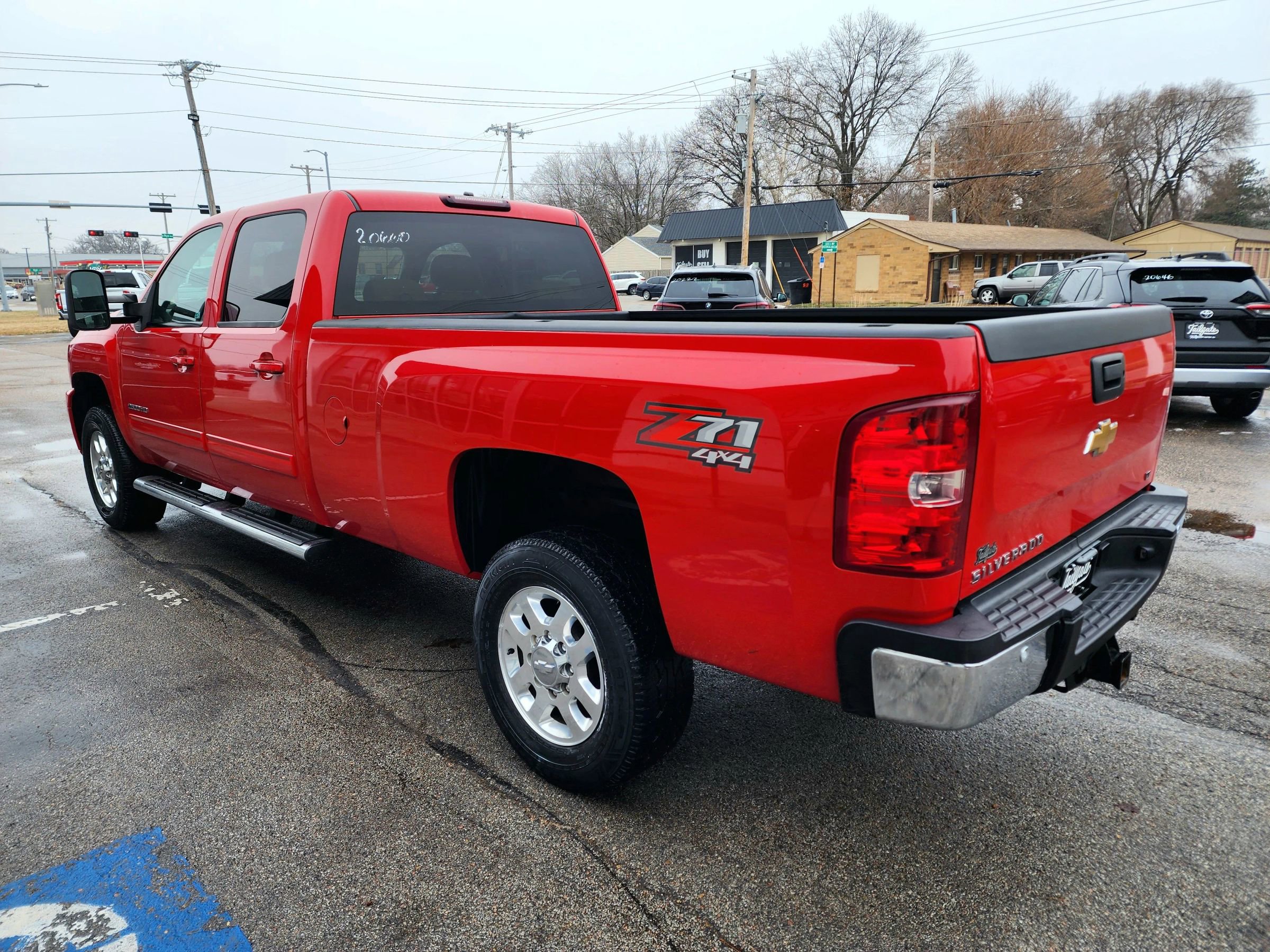 Used 2014 Chevrolet Silverado 2500 LT w/ Z71 Appearance Package image 5