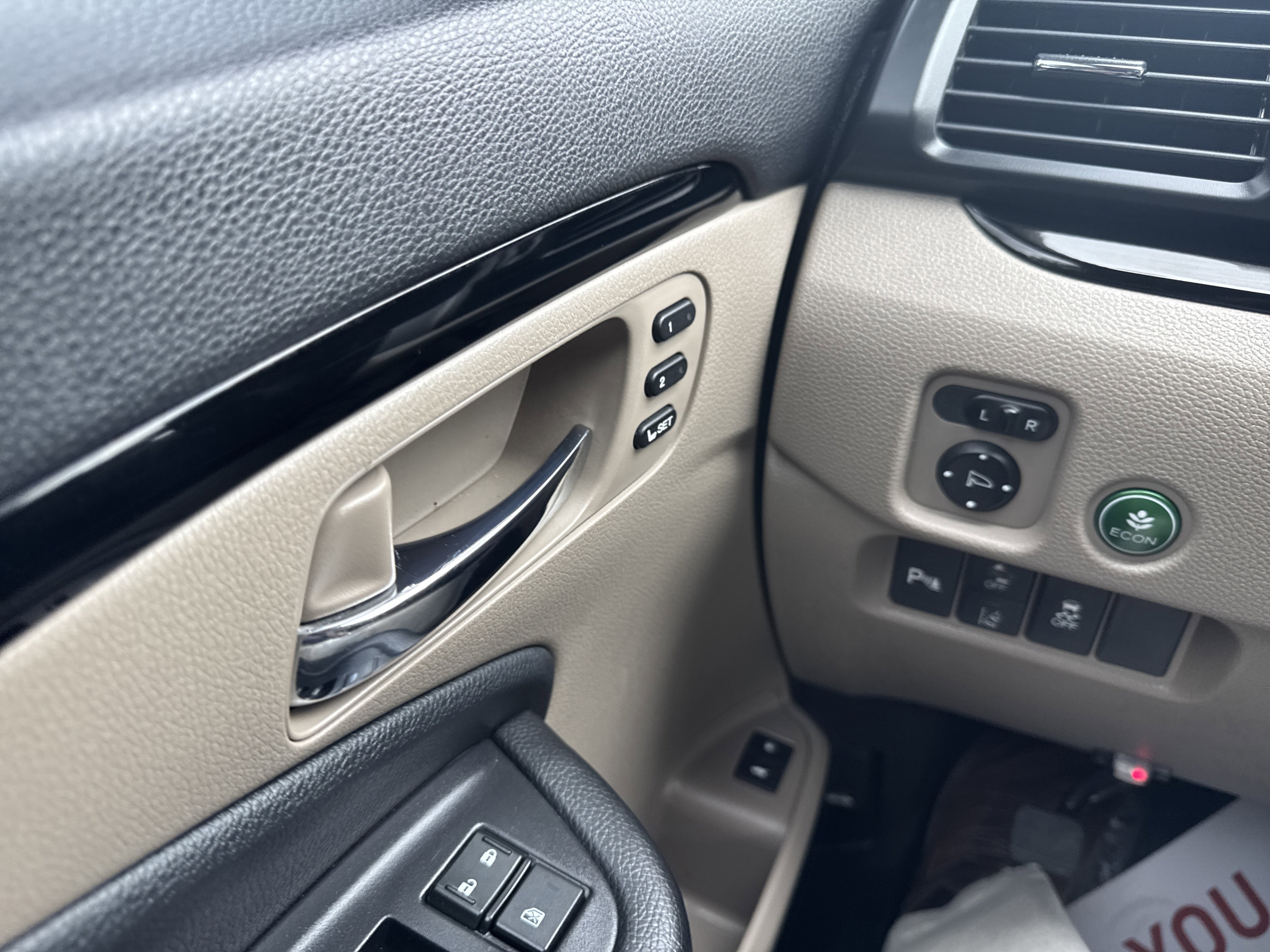 Used 2019 Honda Pilot Touring image 38