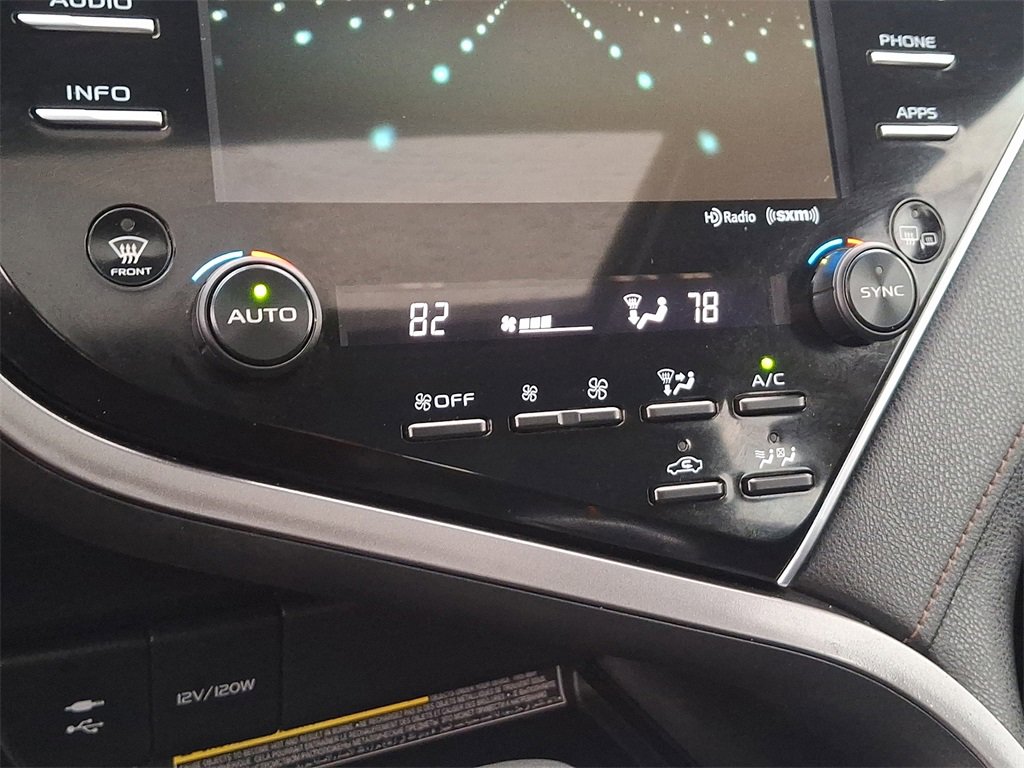 Used 2018 Toyota Camry XLE w/ Audio Package image 18