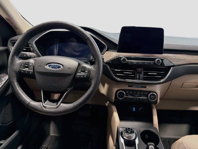Used 2020 Ford Escape Titanium AWD/4WD image 22