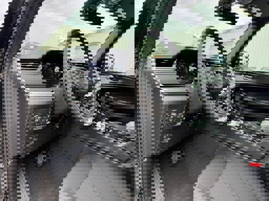 New 2025 Jeep Grand Cherokee L Laredo w/ Luxury Tech Group I image 34