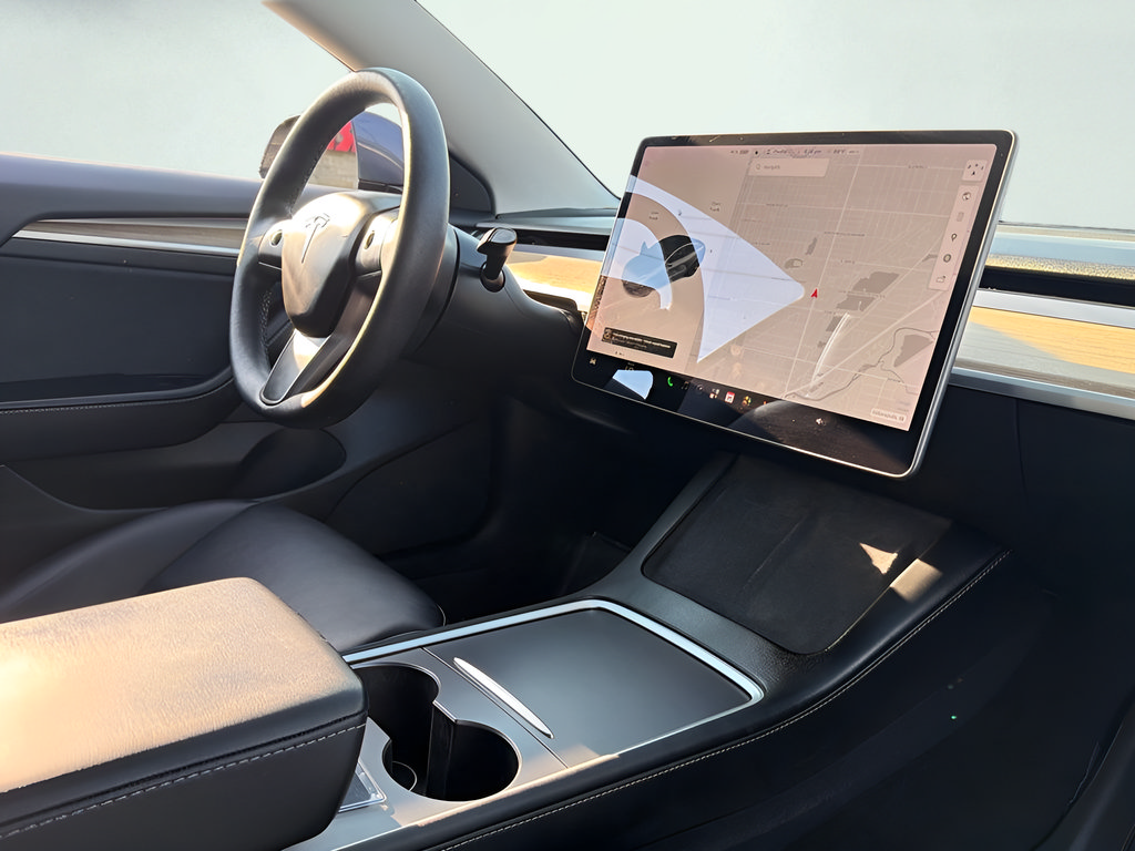 Used 2021 Tesla Model 3 Standard Range Plus RWD image 29