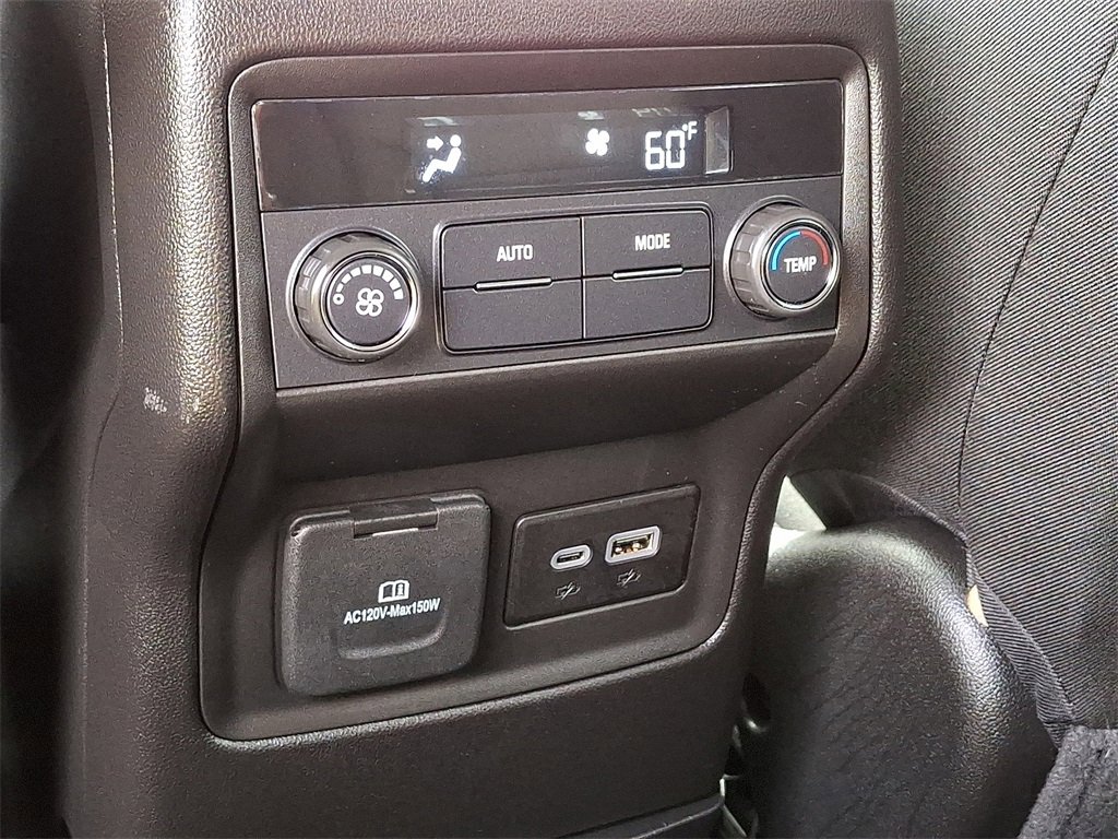 Certified 2023 GMC Acadia SLE w/ Driver Convenience Package image 12