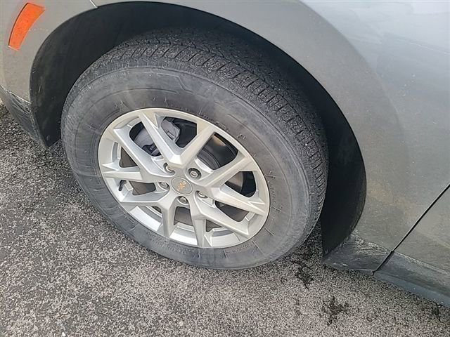 Used 2023 Chevrolet Equinox LT image 22