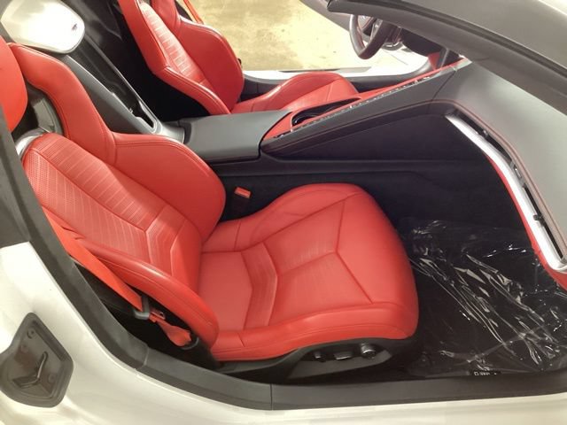 Used 2024 Chevrolet Corvette Stingray Premium Conv w/ Z51 Performance Package RWD image 18