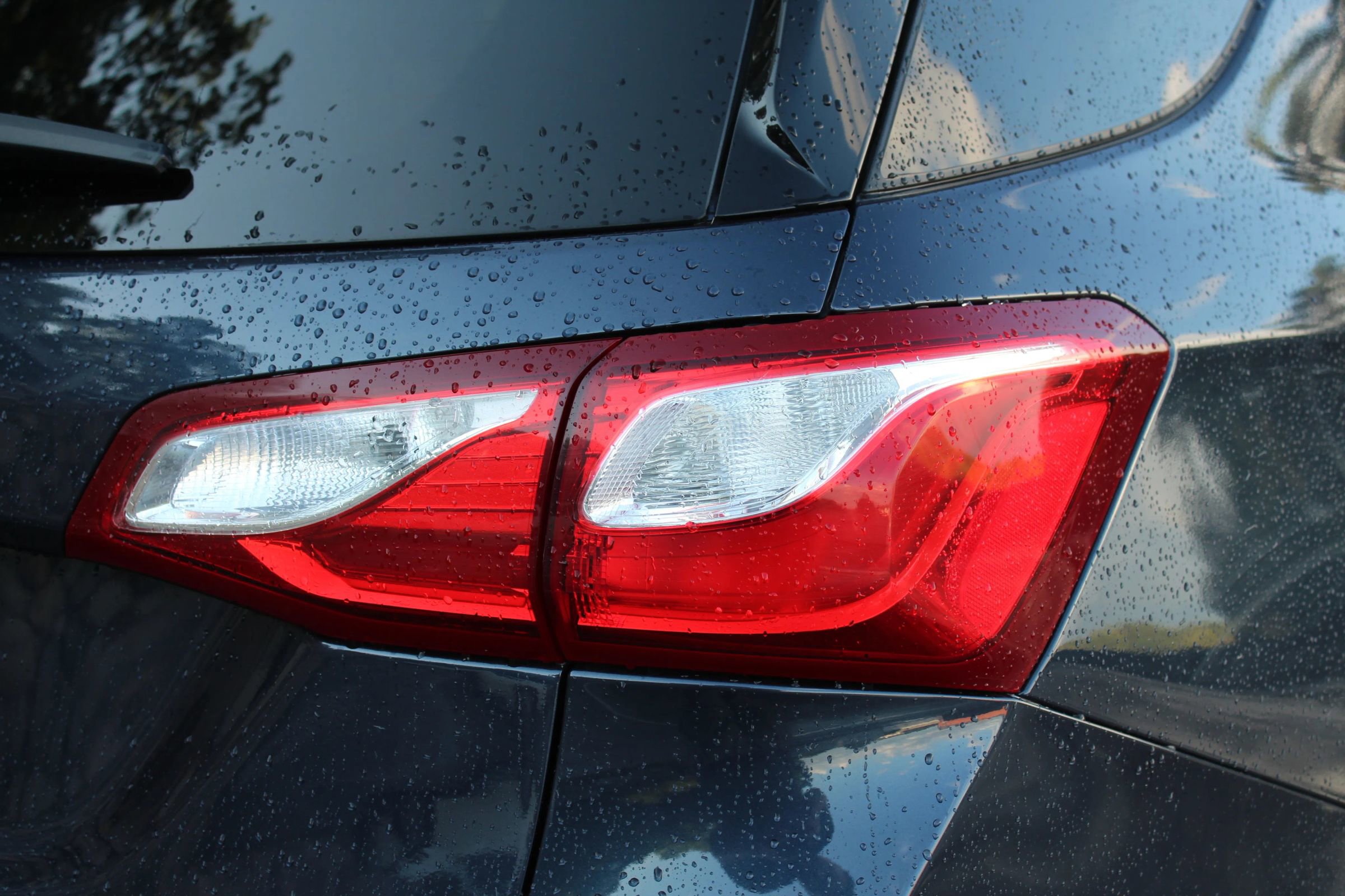 Used 2018 Chevrolet Equinox Premier image 53