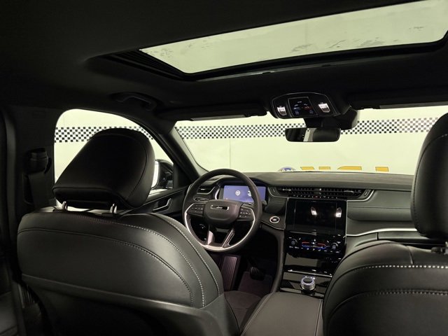 New 2025 Jeep Grand Cherokee L Altitude image 34