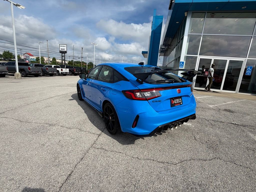 Used 2025 Honda Civic Type R image 3