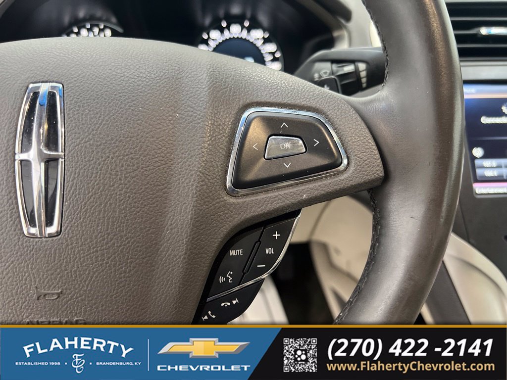 Used 2016 Lincoln MKZ w/ Equipment Group 300A Reserve FWD image 25