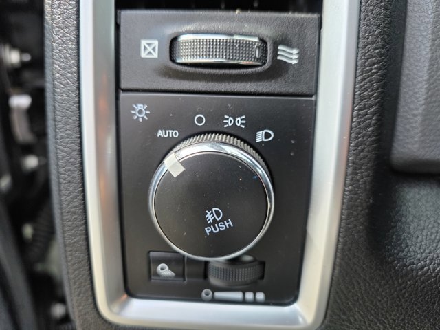 Used 2017 RAM 1500 Big Horn image 9