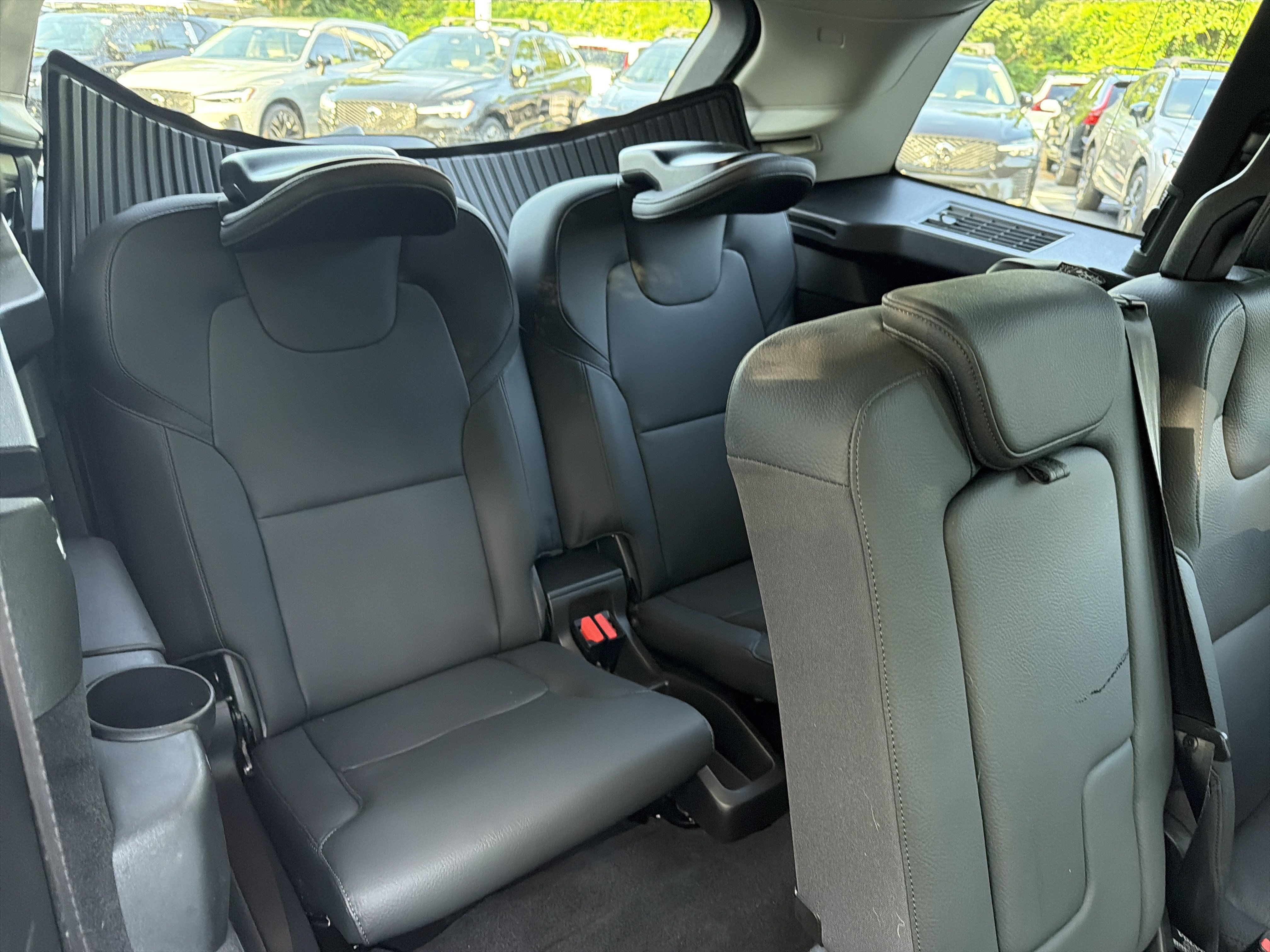 Used 2025 Volvo XC90 T8 Plus w/ Protection Package Premier AWD/4WD image 33