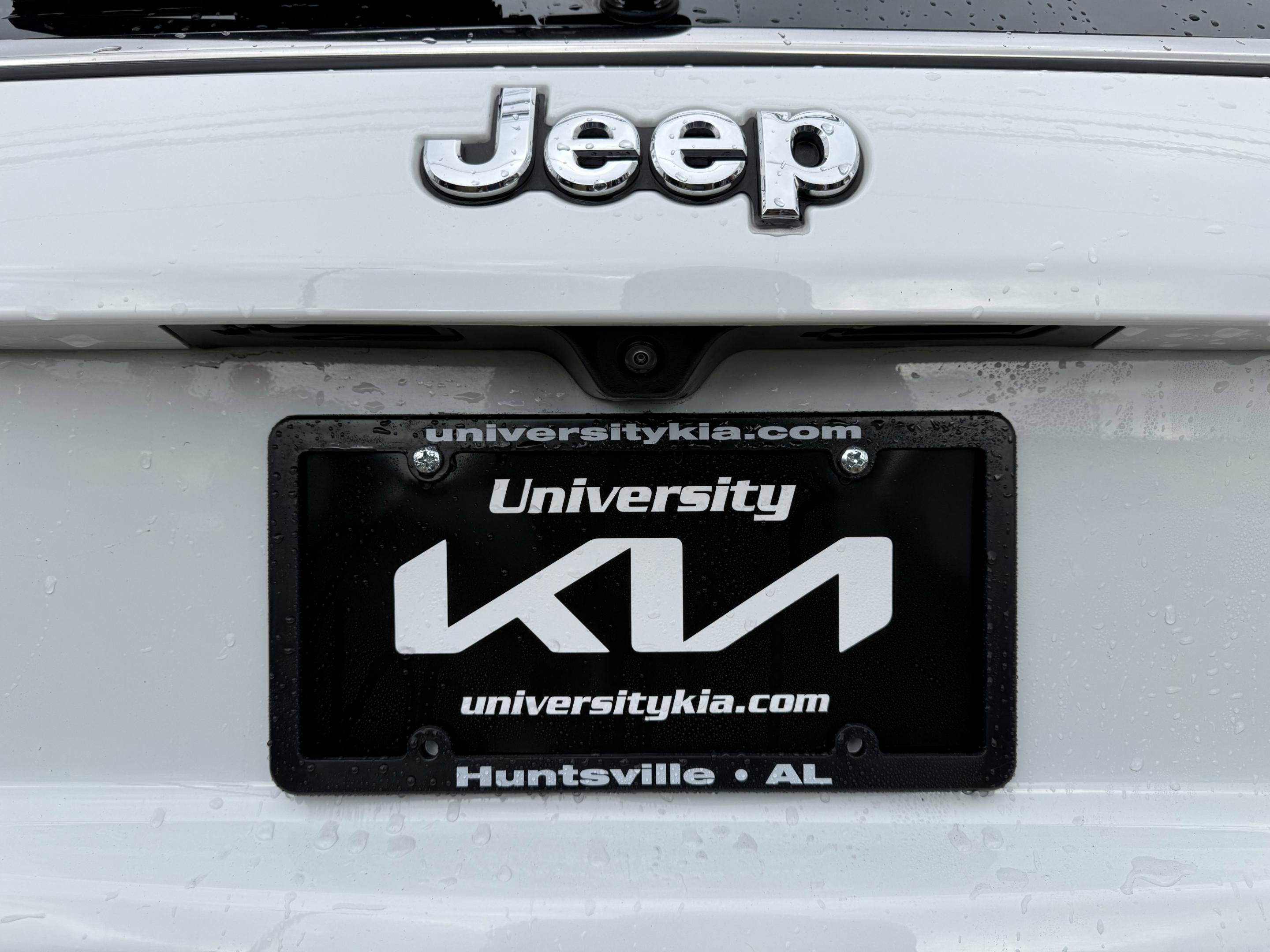 Used 2024 Jeep Compass Latitude image 30