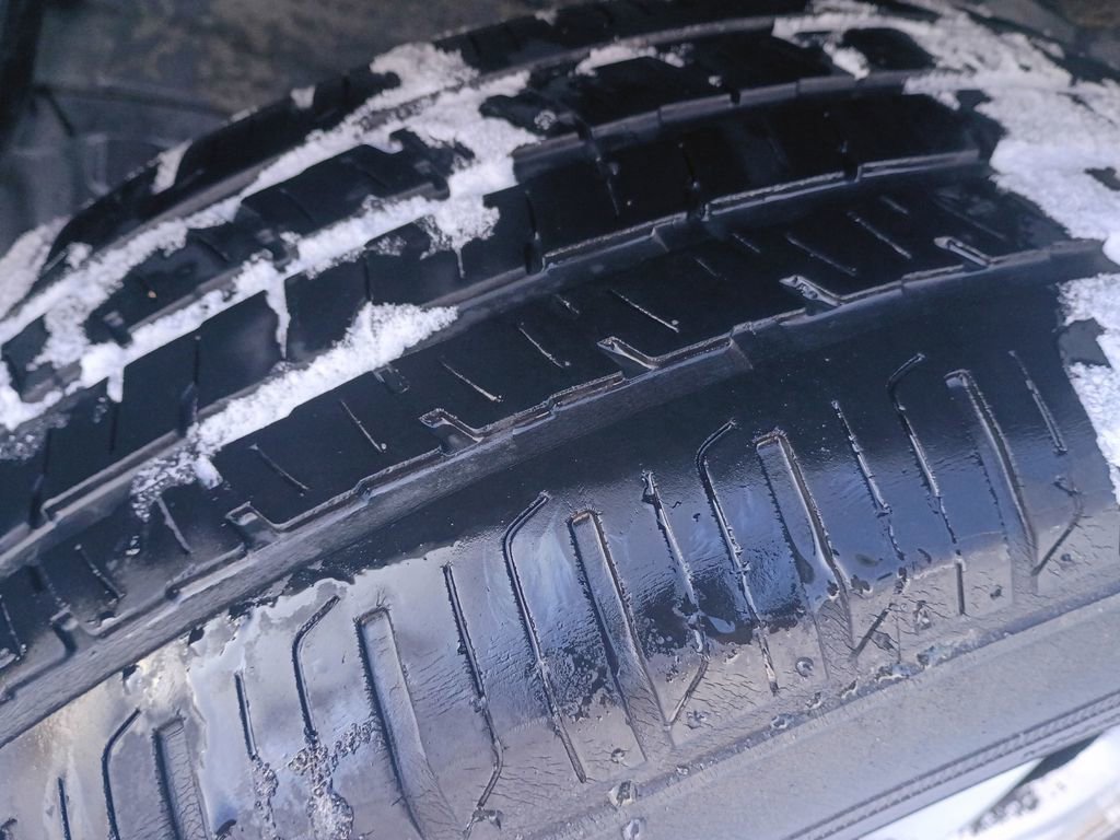 Used 2012 Toyota RAV4 4WD image 26