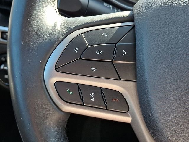 Used 2019 Jeep Cherokee Latitude Plus w/ Cold Weather Group AWD/4WD image 21