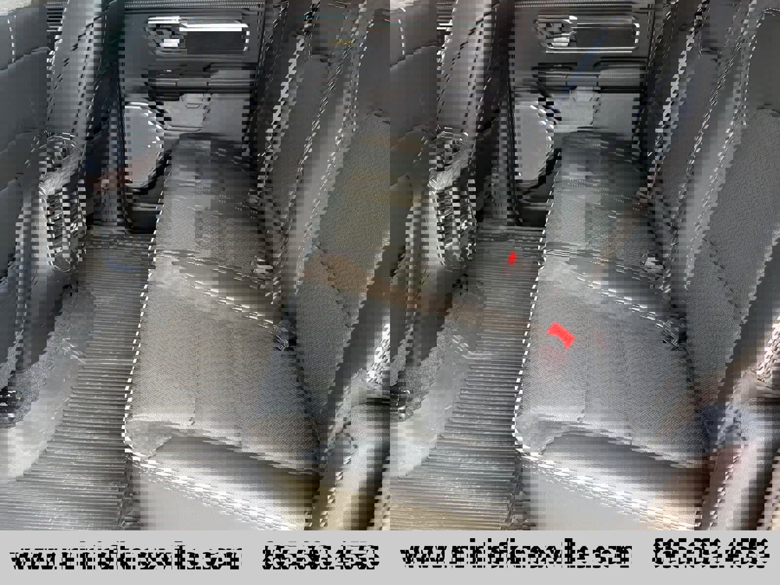 Used 2025 RAM 1500 Laramie w/ Night Edition image 29