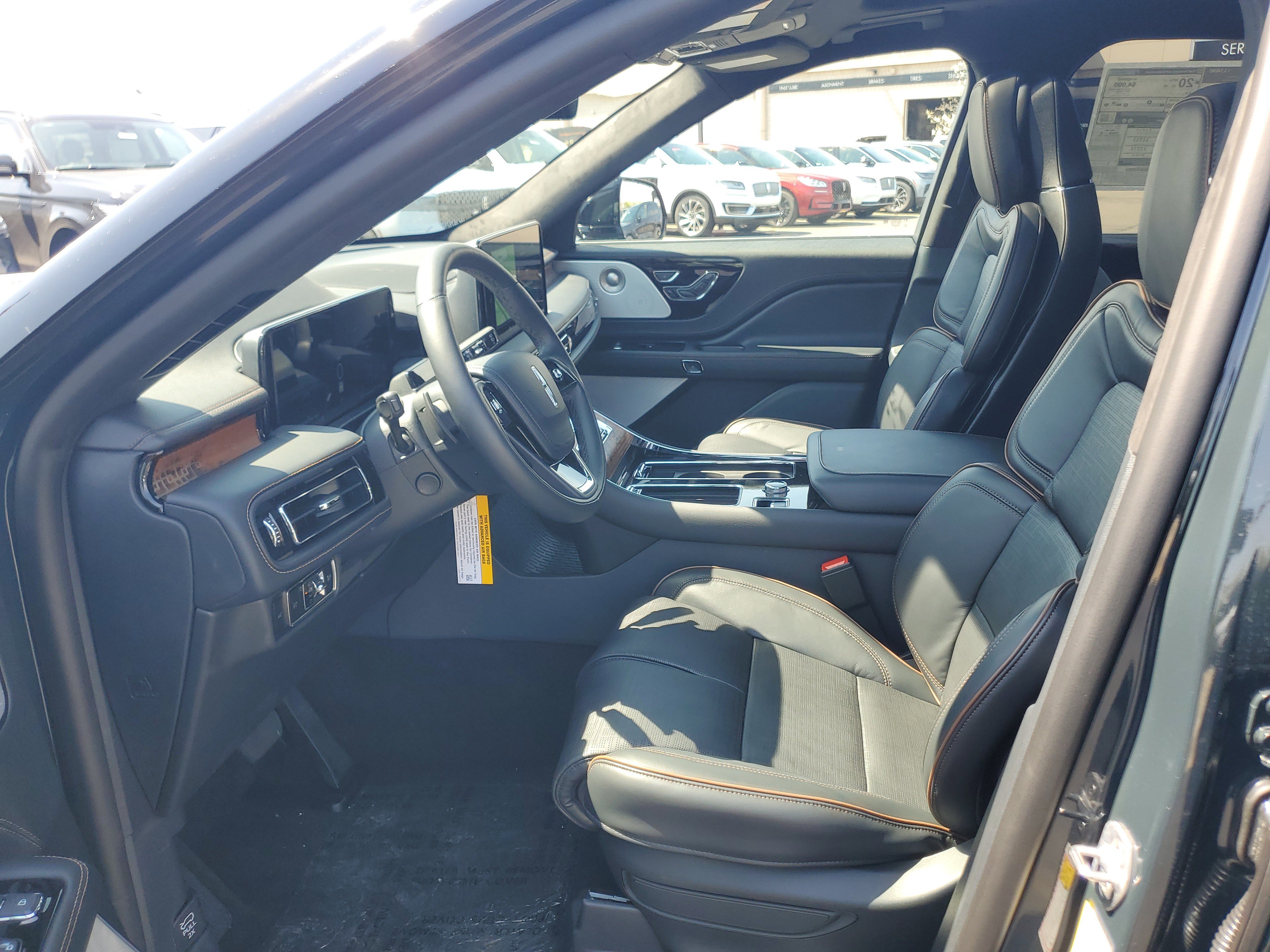 New 2026 Lincoln Aviator Black Label image 11