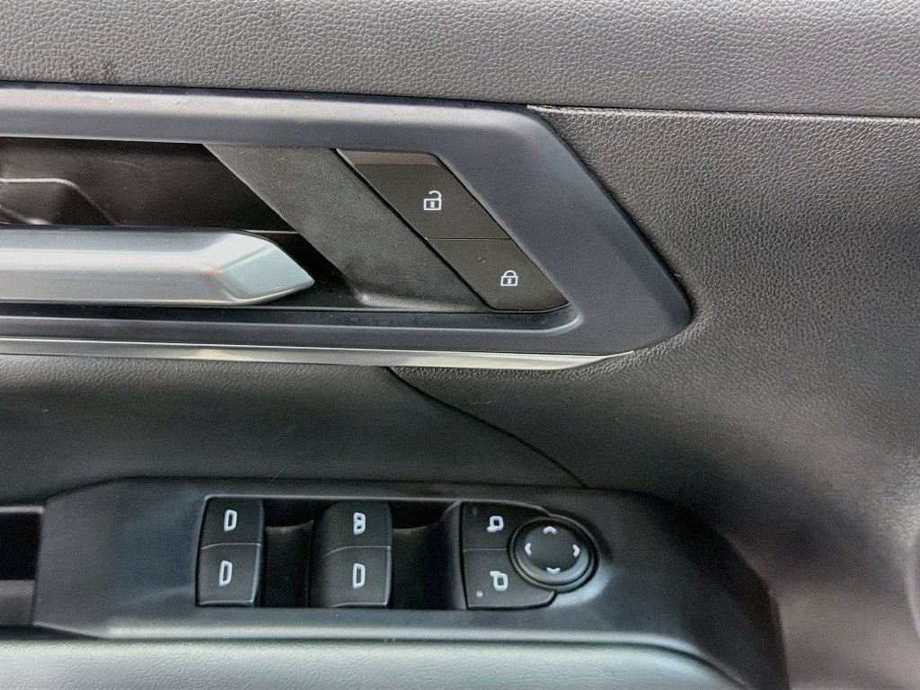 Used 2026 GMC Terrain Elevation FWD image 20