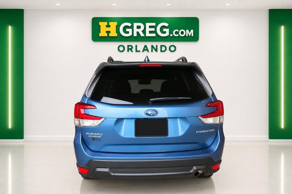 Used 2024 Subaru Forester Premium AWD/4WD image 2