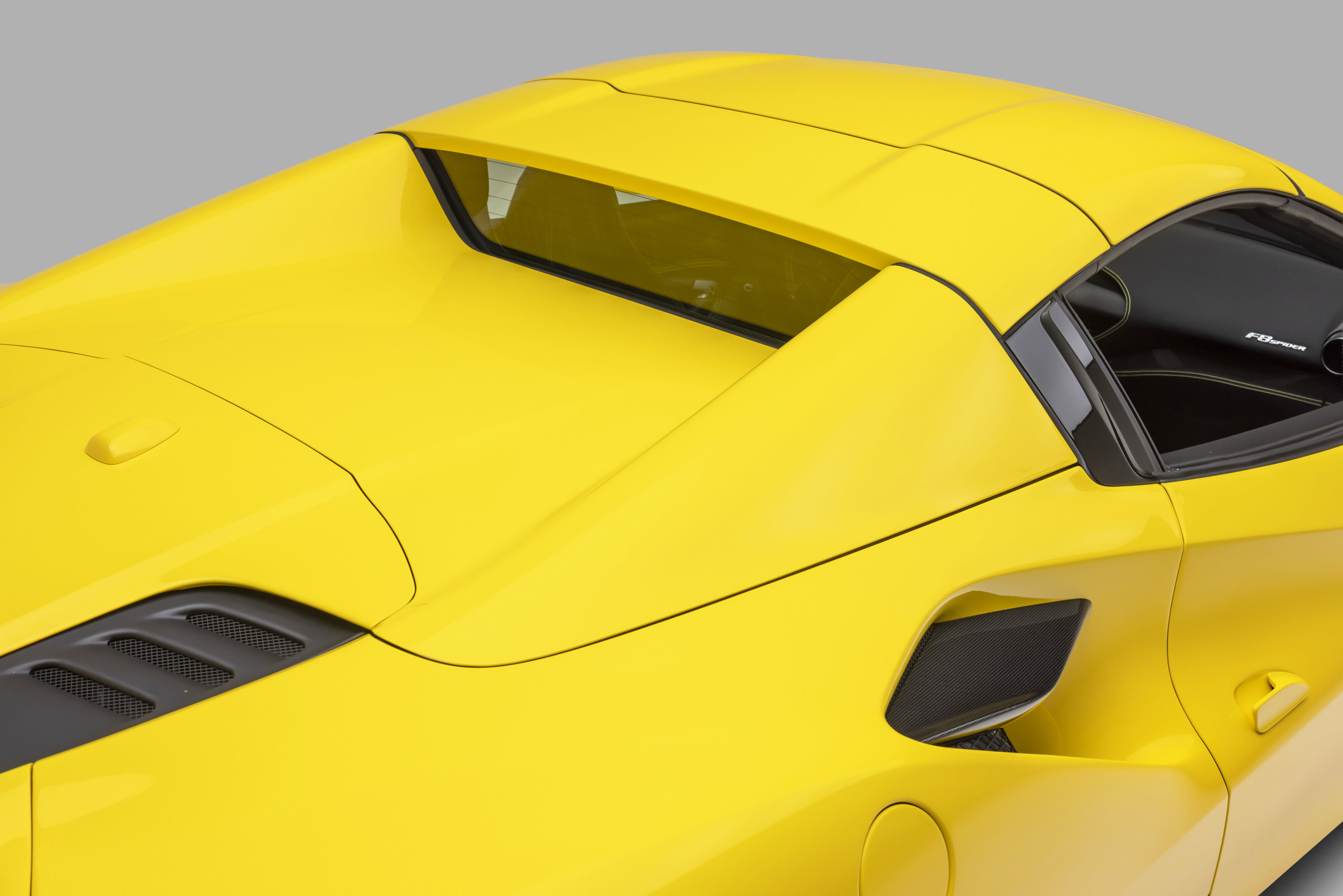 Certified 2022 Ferrari F8 Tributo RWD image 34